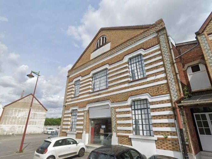 Aires d'Entreprises vous propose, à l'acquisition