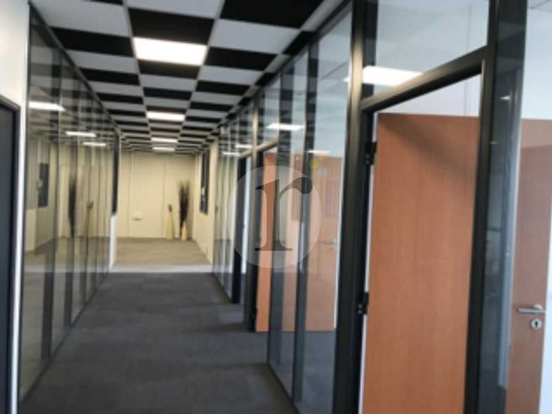 Aires d'Entreprises vous propose, à la location, 