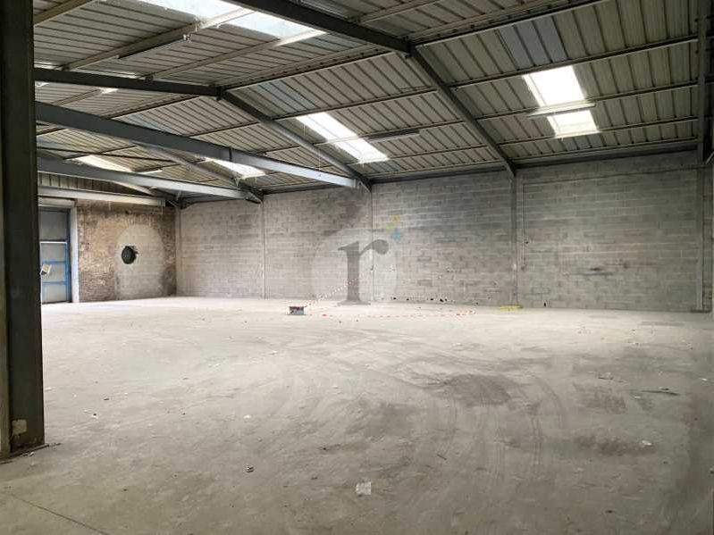 Aires d'Entreprises vous propose, à la location, 