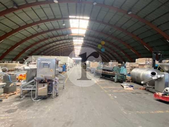 Aires d'Entreprises vous propose, à l'acquisition