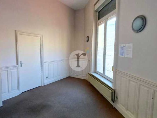 Aires d'entreprises vous propose à la location ce