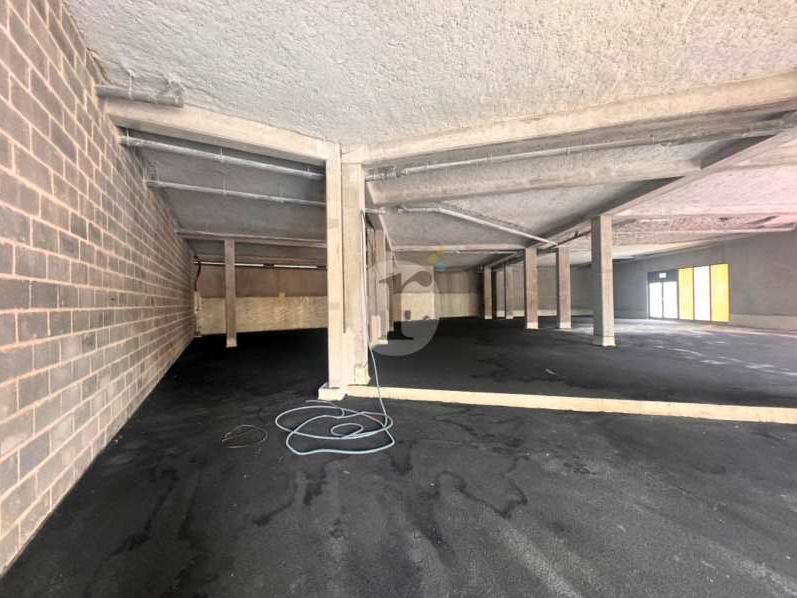 Aires d'Entreprises vous propose, à la location, 