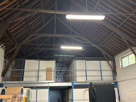 Aires d'Entreprises vous propose, à la location, 