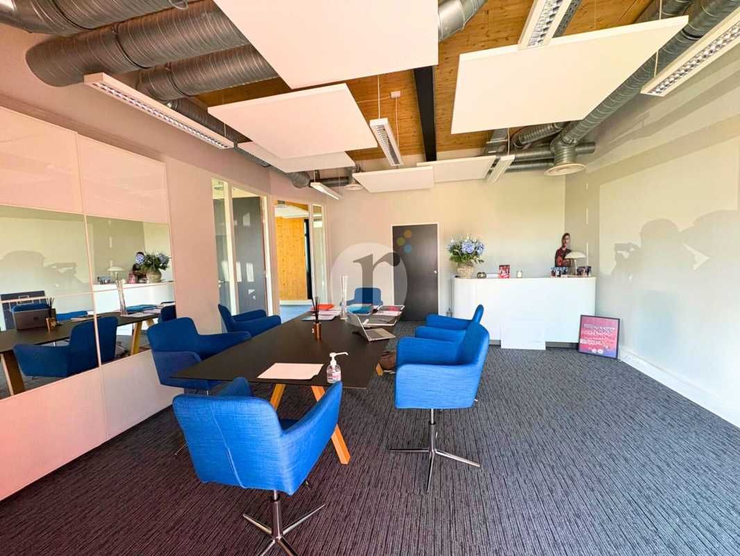 Aires d'Entreprises vous propose, à la location c