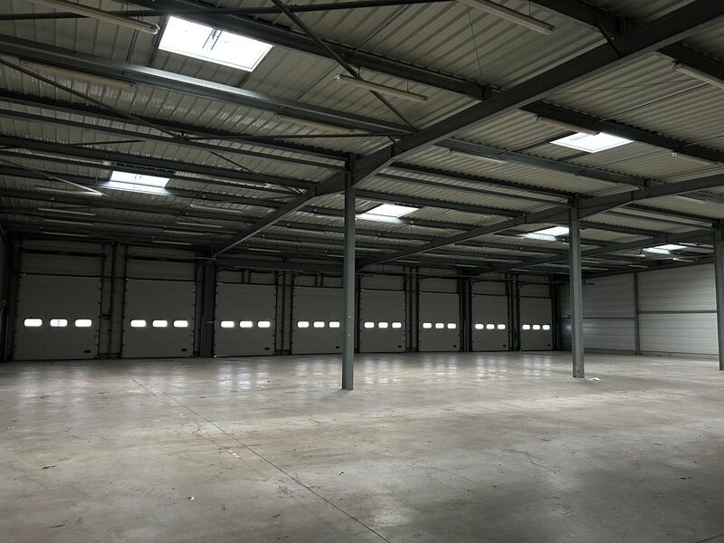 Aires d'Entreprises vous propose, à la location,