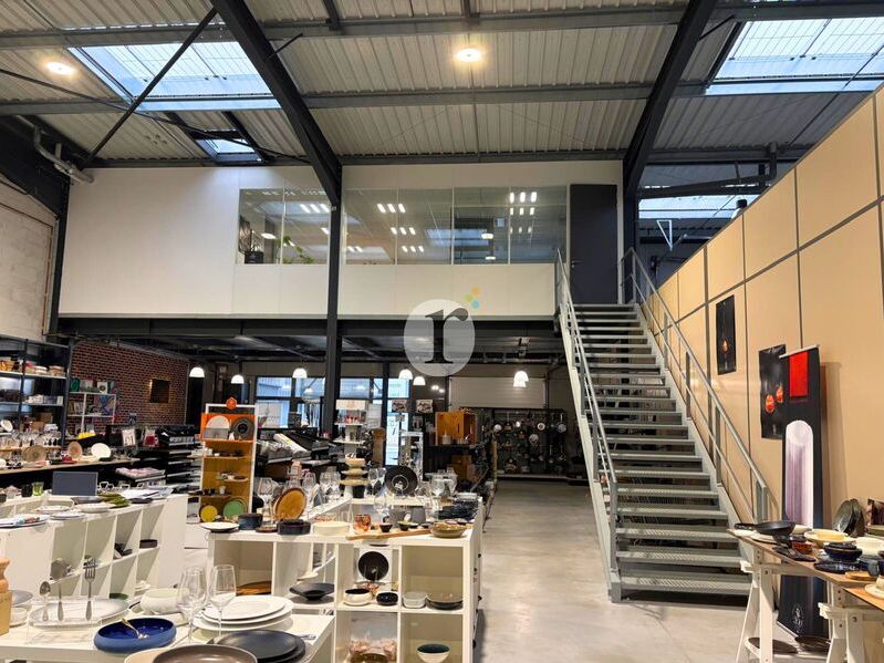 Aires d'Entreprises vous propose, à la location, 