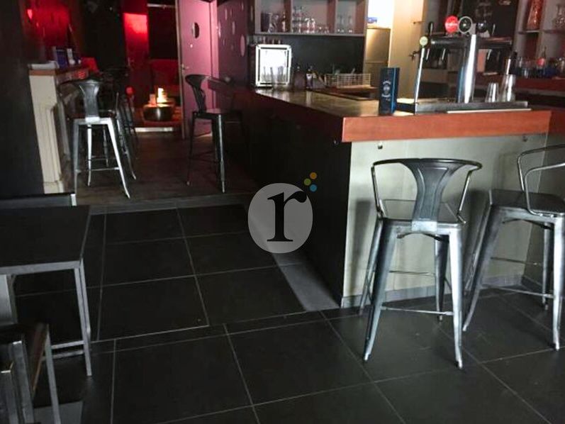 Aires d'Entreprises vous propose, à la location, 