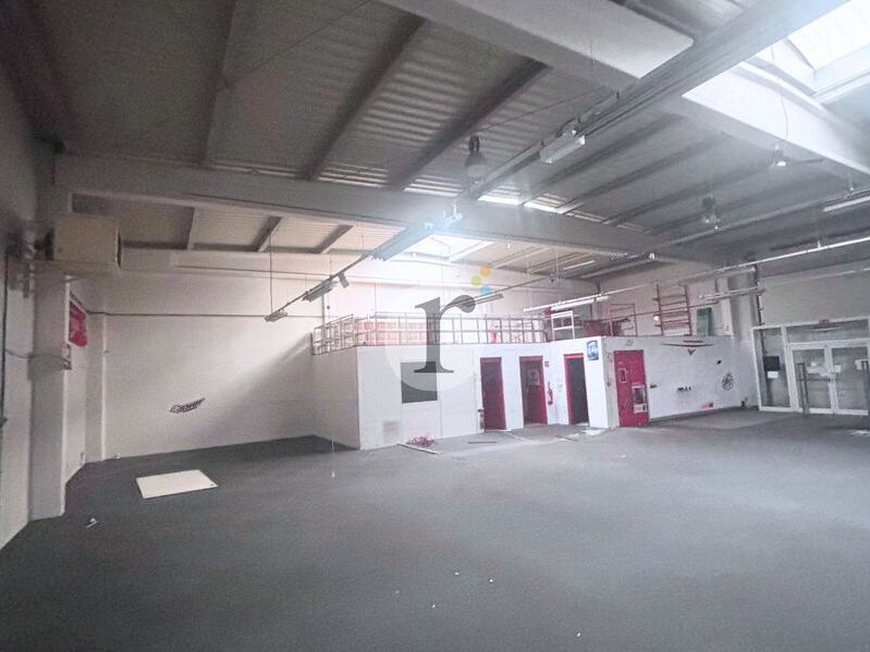 Aires d'Entreprises vous propose, à la location,