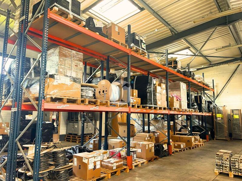 Aires d'Entreprises vous propose, à la location, 