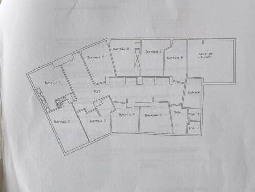 Aires d'entreprises vous propose à la vente ces b