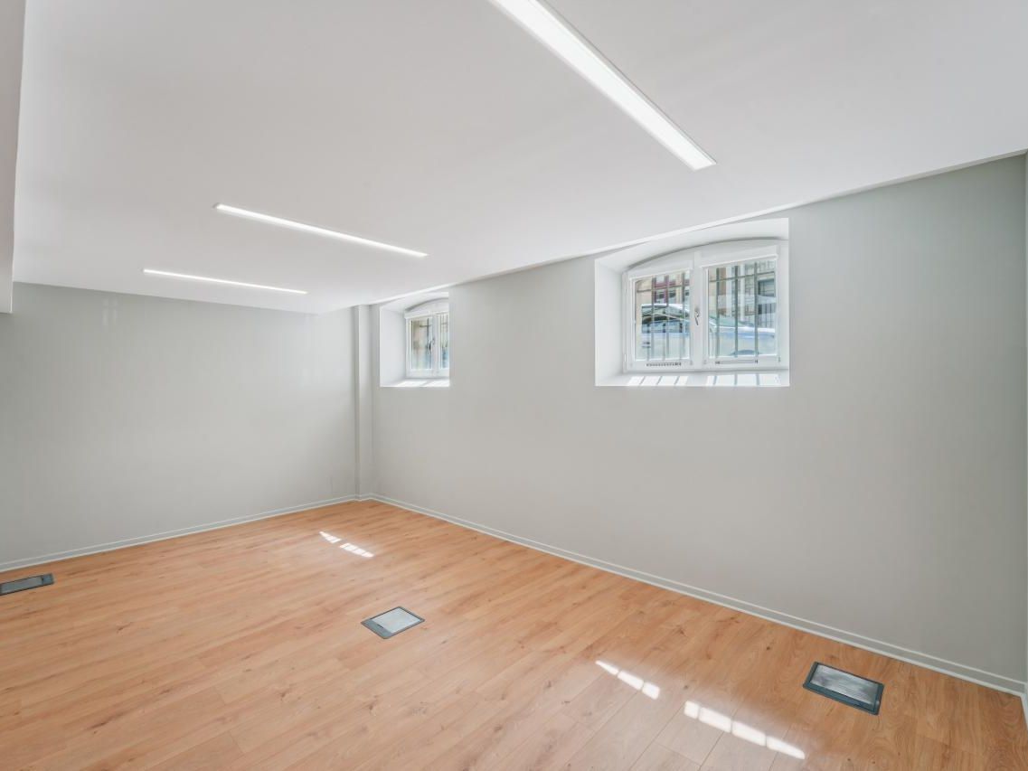 498 m² pour ce bureaux en location à Paris