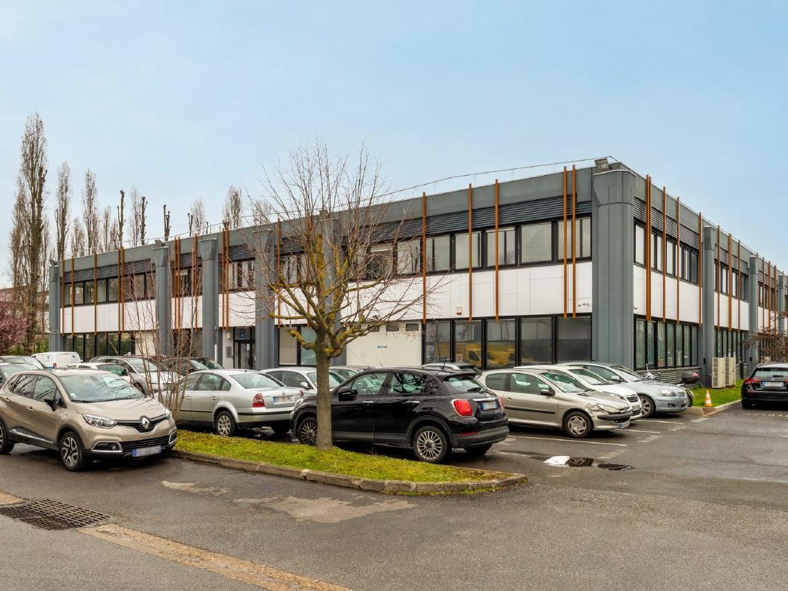 2024 m² pour ce pme-pmi en location à Gennevilliers