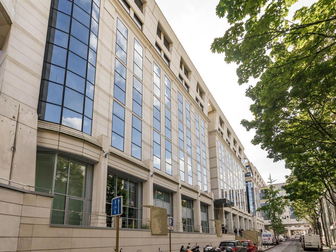 Location Bureaux 218 m² non divisibles 92310 Sevres