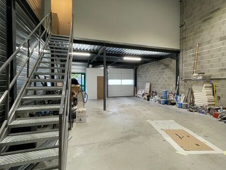 Idéalement situé à Mions, nous vous proposons un 