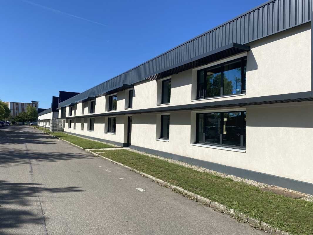 Vénissieux, idéalement situé au coeur d'un immens