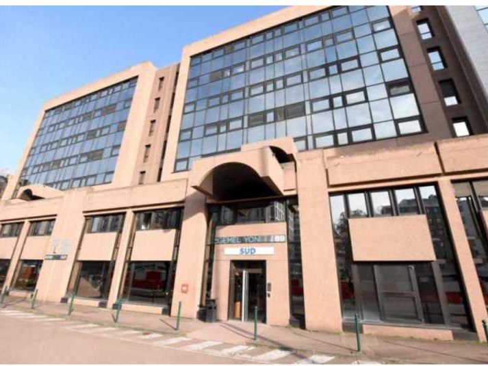 Au coeur du quartier d'affaire Part-Dieu, à 5 min