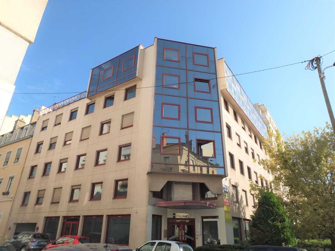 Nous vous proposons une surface de bureaux à la l