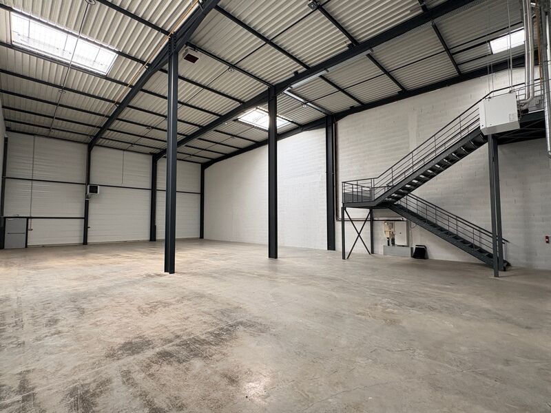 Entre Saint-Priest et Saint-Quentin-Fallavier, no