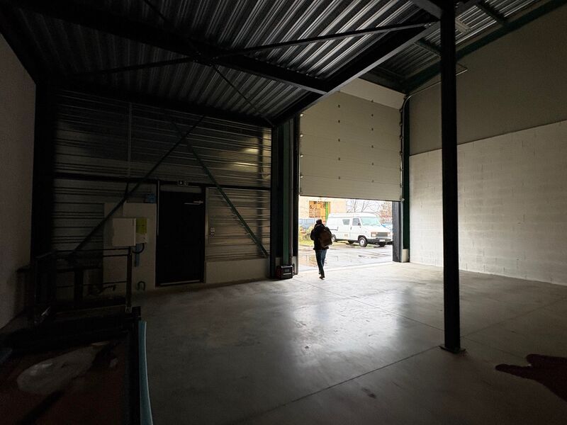 Nous vous proposons à la location dans la zone in