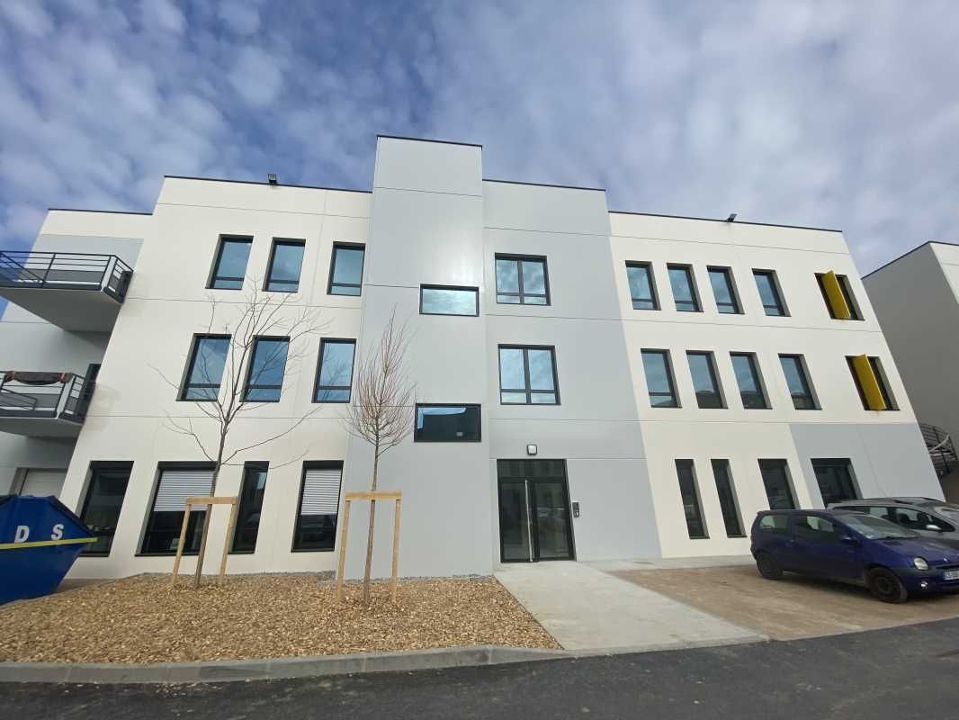 Nous vous proposons à la vente des bureaux de dif