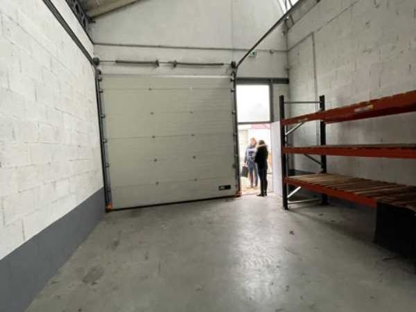 Au sein d'un parc d'activité, nous vous proposons