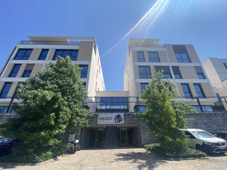 Au sein d'un immeuble neuf situé en bordure de Sa
