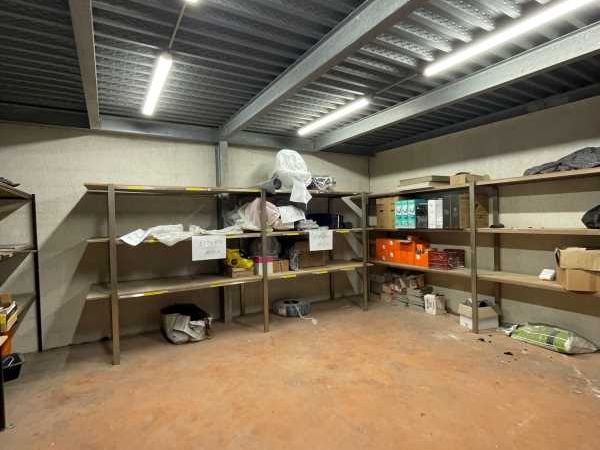 Nous vous proposons à la location un local d'acti