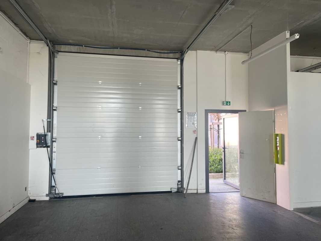 Idéalement situé à Lyon 7ème dans une constructio