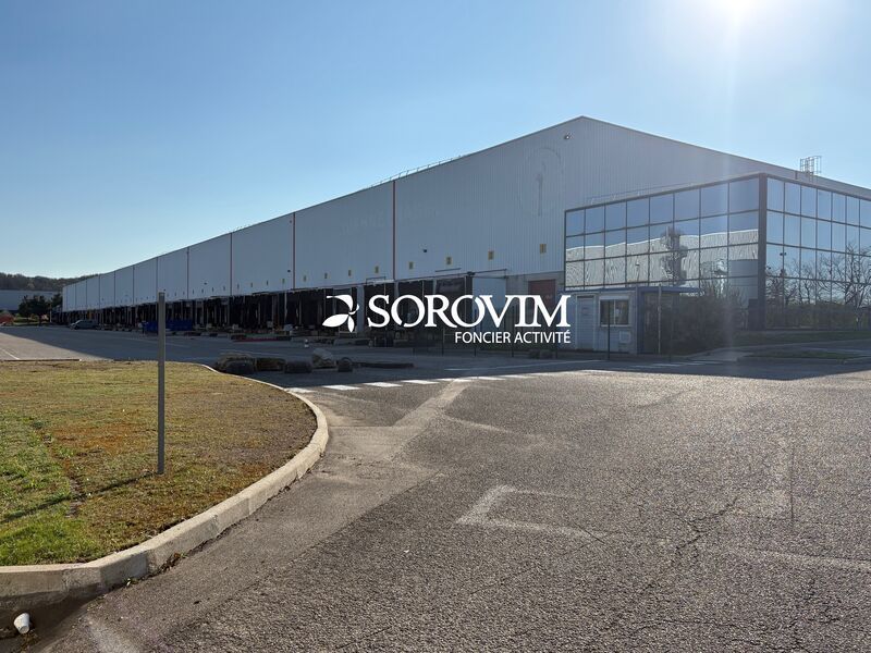 Nous vous proposons à la location une plateforme 