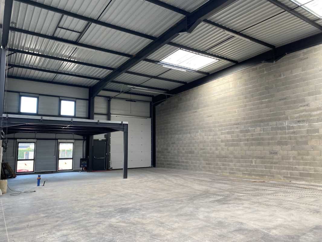 A Saint Priest, disponible à la location, local d