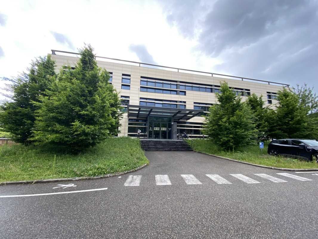 EXCLUSIVITE: Des bureaux de 895 m² divisibles à p