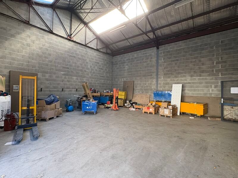 Dans la zone d'activités de Feyzin, nous vous pro