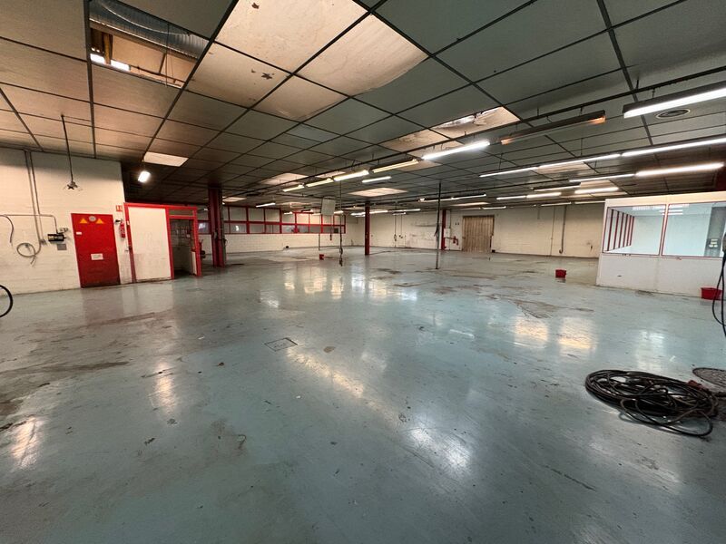 Nous vous proposons au coeur de la zone industrie