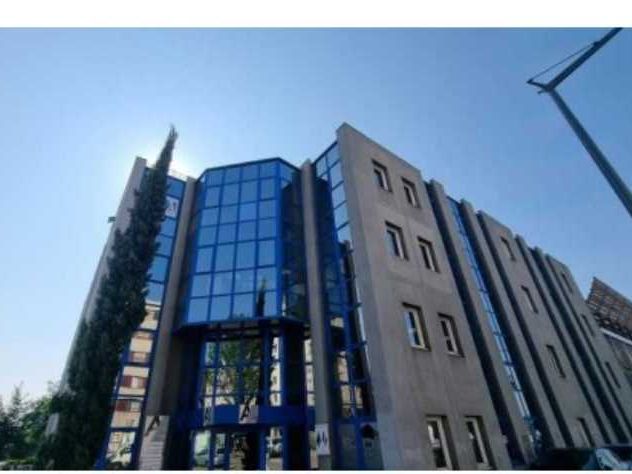 Une surface à louer dans un parc exclusivement te