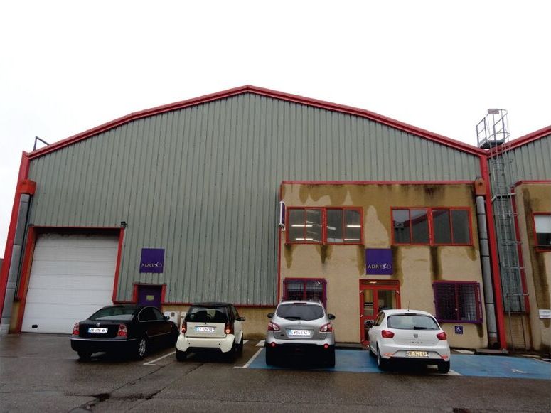 Nous vous proposons à Vénissieux, idéalement plac