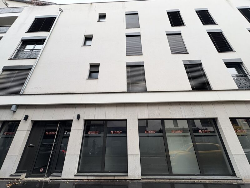 Lyon 7, à la location, des bureaux d'une surface