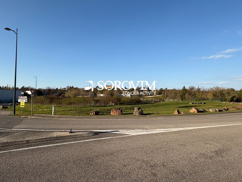 Nous vous proposons à la vente ou location un ter