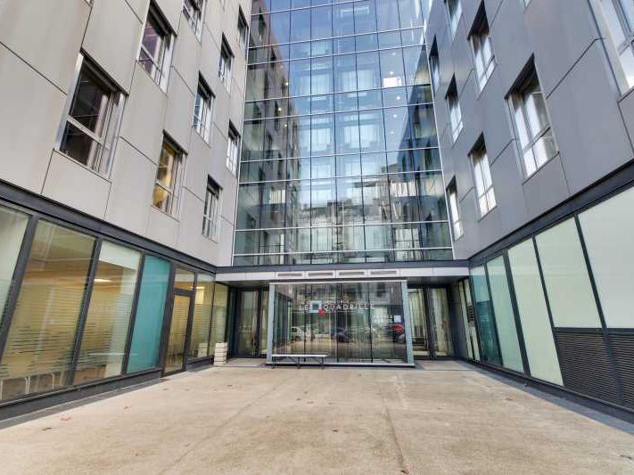 EXCLUSIVITE Au coeur de la ZAC POP 8, en façade d