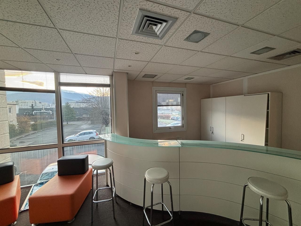 229 m² pour ce bureaux en location à Échirolles