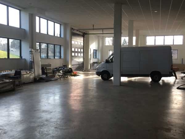 Dans un immeuble de bon standing, à proximité de 