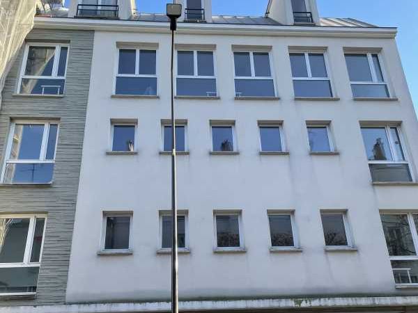 Dans un immeuble neuf et accessible ERP/PMR, à Iv