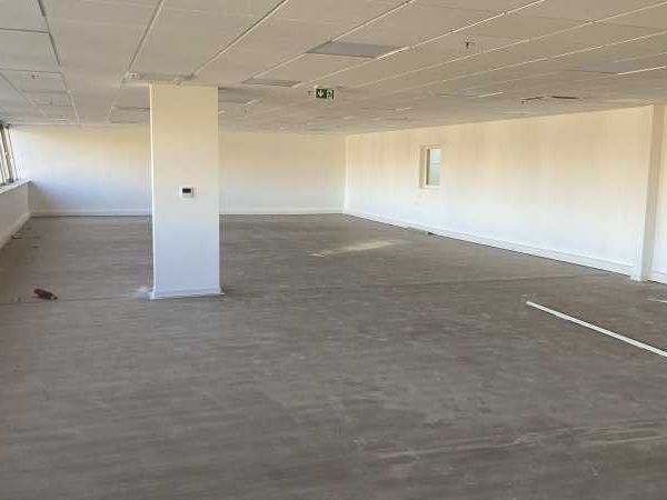 Au sein de la zone logistique de la Zac Garenne,