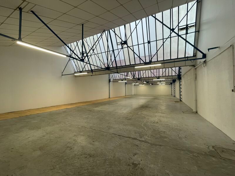 Opportunité exceptionnelle à Montreuil : Bureaux 