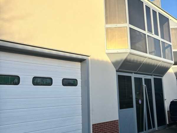 G2B REAL ESTATE vous propose, dans la zone d'acti