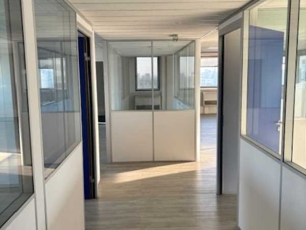 A proximité du RER "Noisy-le-Grand - Mont d'Est"