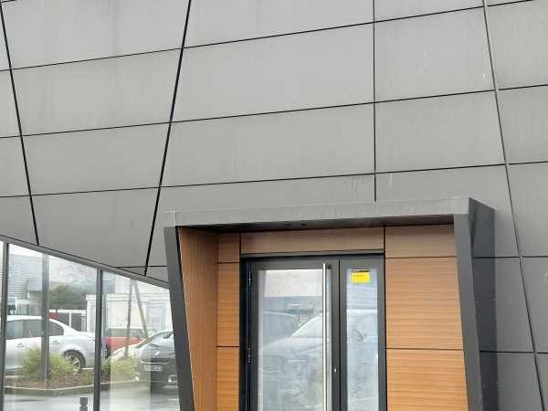 Au sein d'un parc sécurisé, G2B REAL ESTATE vous 