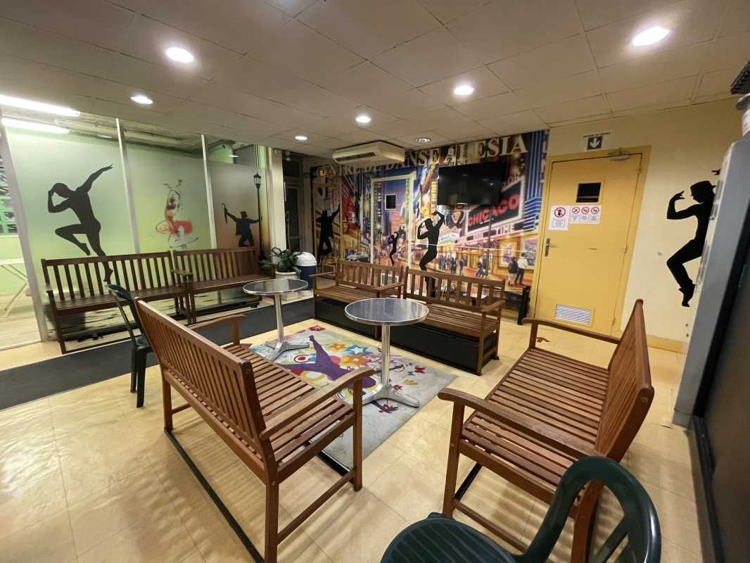 G2B REAL ESTATE vous propose, Porte d'Orléans, au