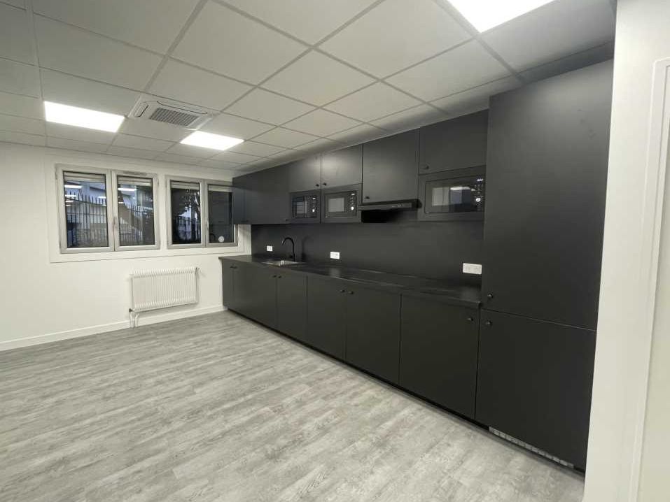 Au sein d'un immeuble mixte en copropriété des an