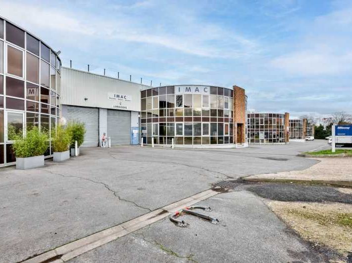 G2B REAL ESTATE vous propose la location d'une su