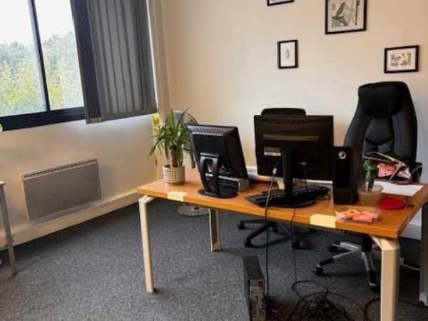 Dans un immeuble de bon standing, à proximité de 